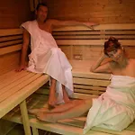 Astoria Hotel 3*