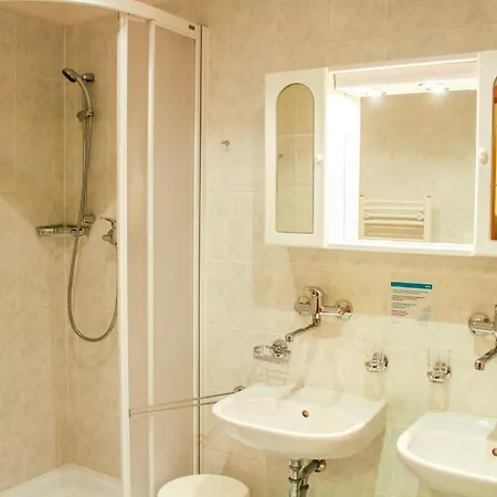 Astoria 3*