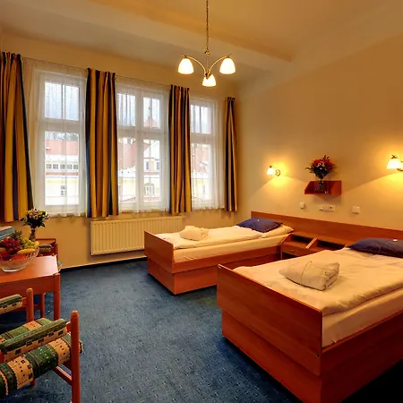 Astoria 3*