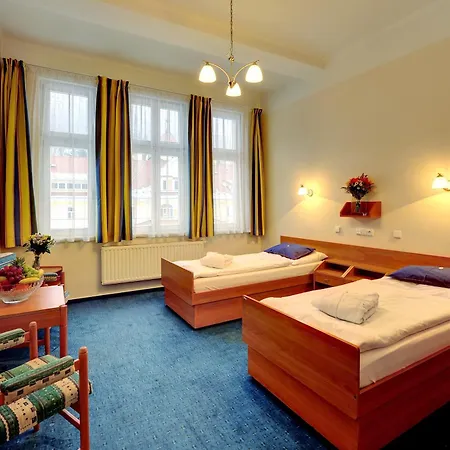 Astoria 호텔 야히모프